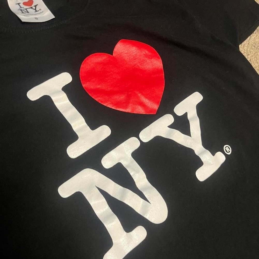 I ❤️ NY Black Graphic Baby Tee Y2K NYC Downtown Girl Streetwear Size S - Picture 2 of 3